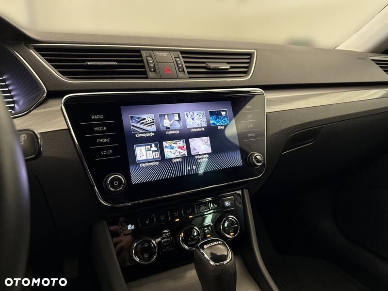 Skoda Superb 2.0 TSI Style DSG - 16
