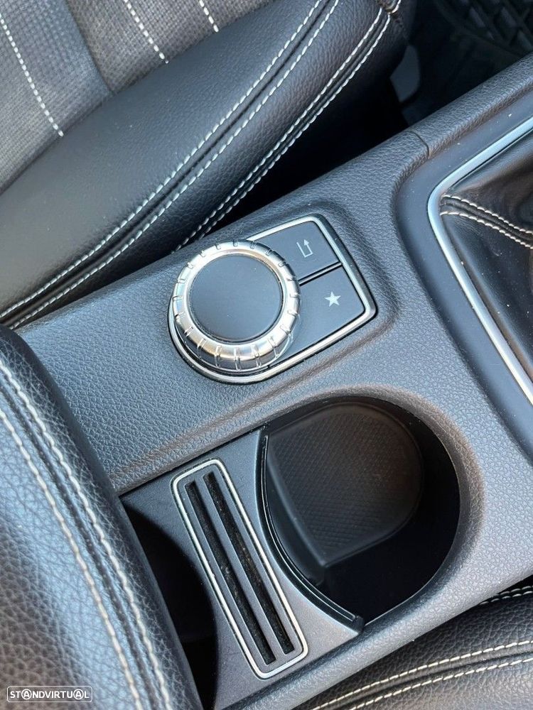 Mercedes-Benz CLA 200 d Shooting Brake - 35