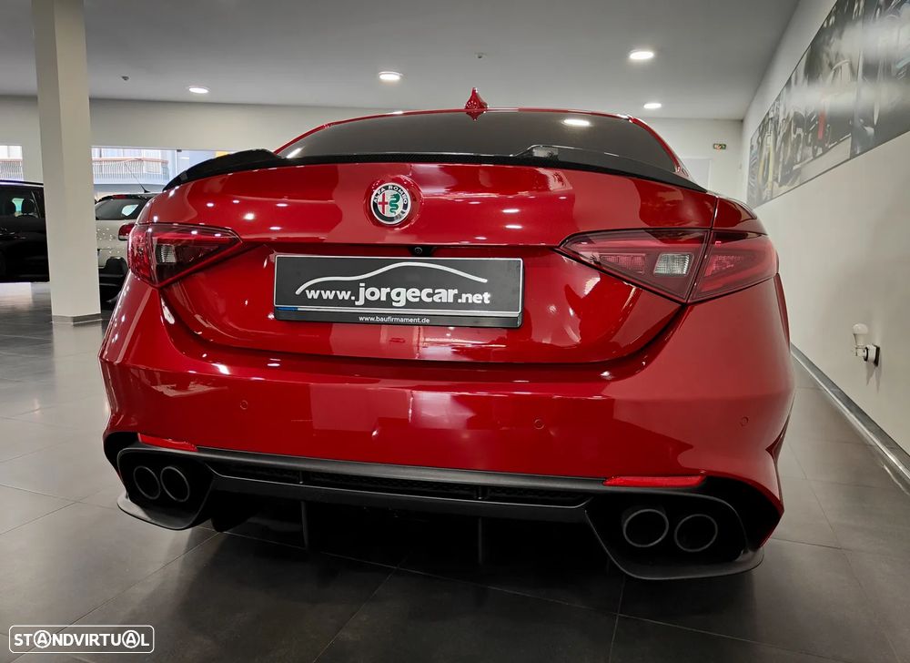Alfa Romeo Giulia 2.9 Bi-Turbo Quadrifoglio AT8 - 21
