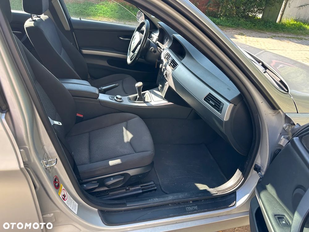 BMW Seria 3 - 19