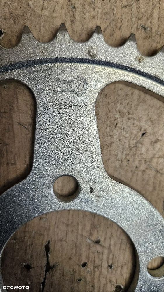 Zestaw napędowy AFAM łańcuch A428R1-G zębatki 13/49 Yamaha TT 125 R - 6