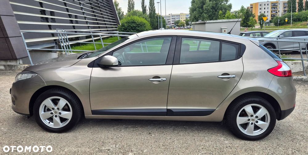 Renault Megane 1.6 16V 110 LIMITED - 12