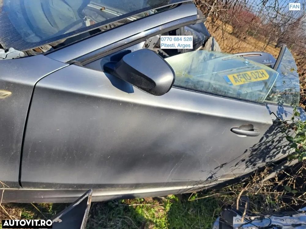 Usa stanga dreapta fata Spacegrau mettalic in stare foarte buna cu vopsea originala - goala bmw E81 E82 E88 - 1