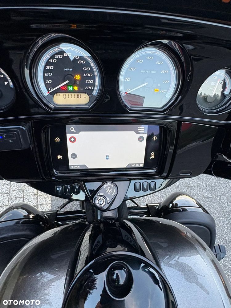 Harley-Davidson Touring Ultra Limited - 16