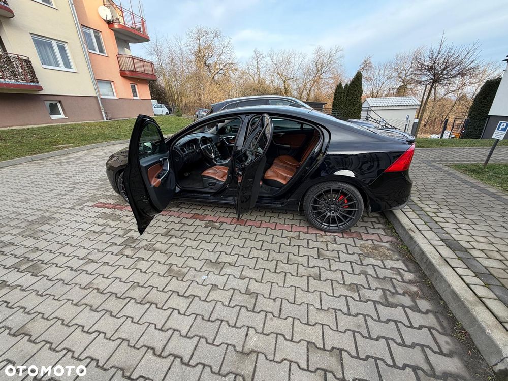 Volvo S60 2.5 T5 - 1