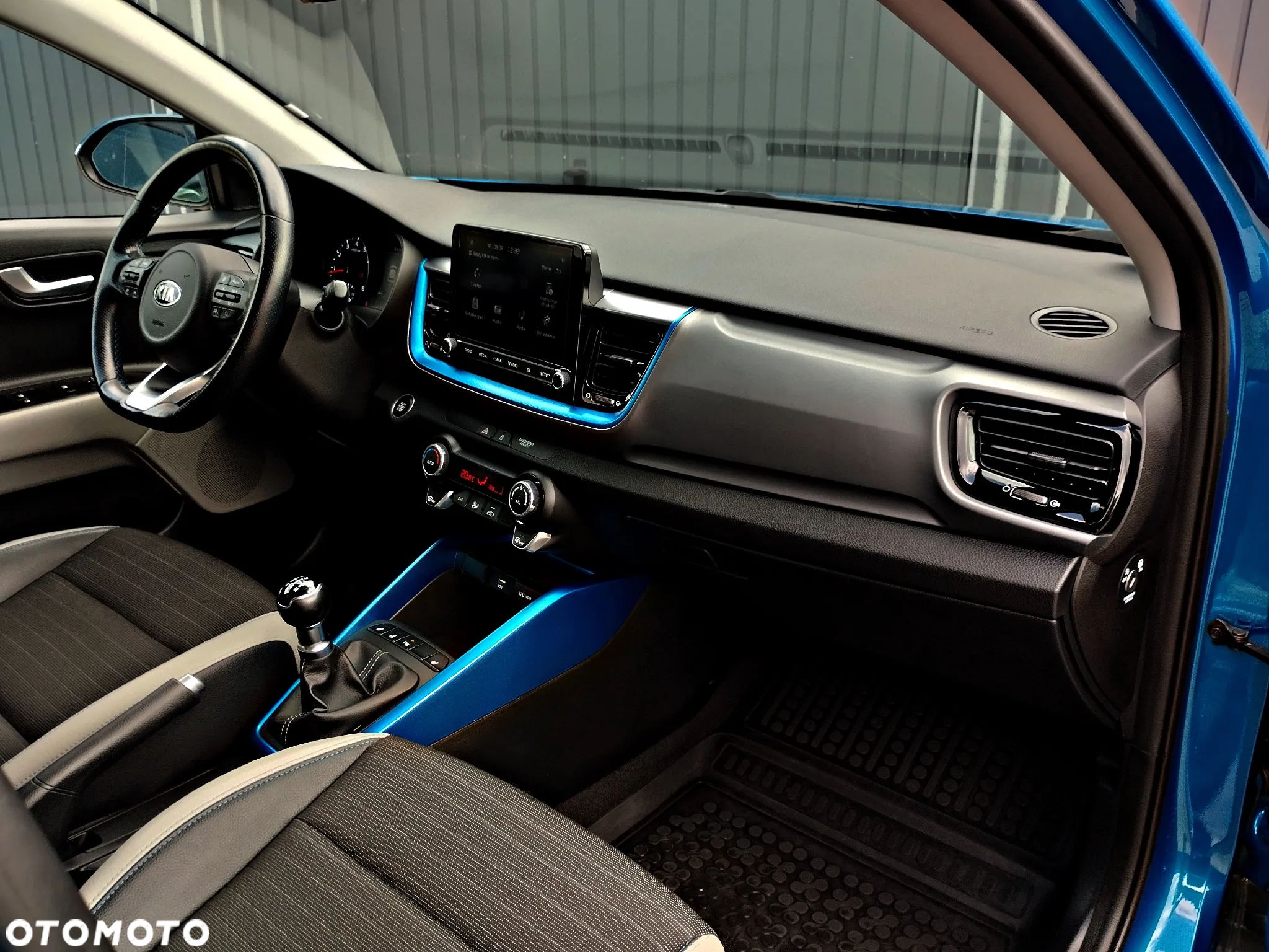 Kia Stonic 1.2 L Business Line - 14