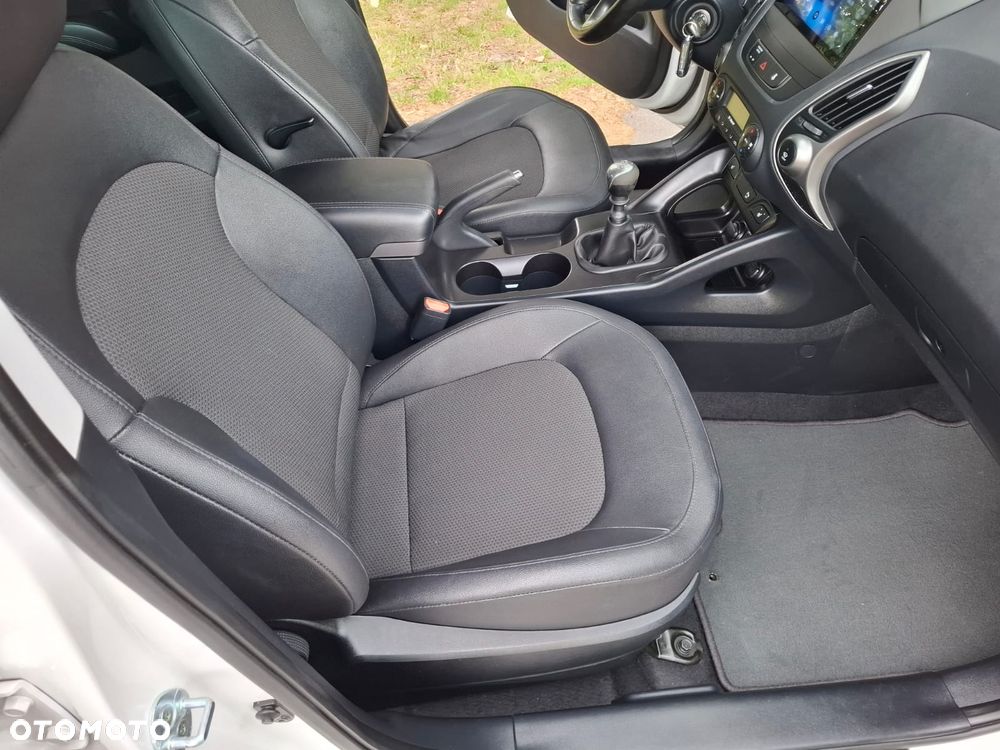 Hyundai ix35 1.6 GDI Premium 2WD - 17