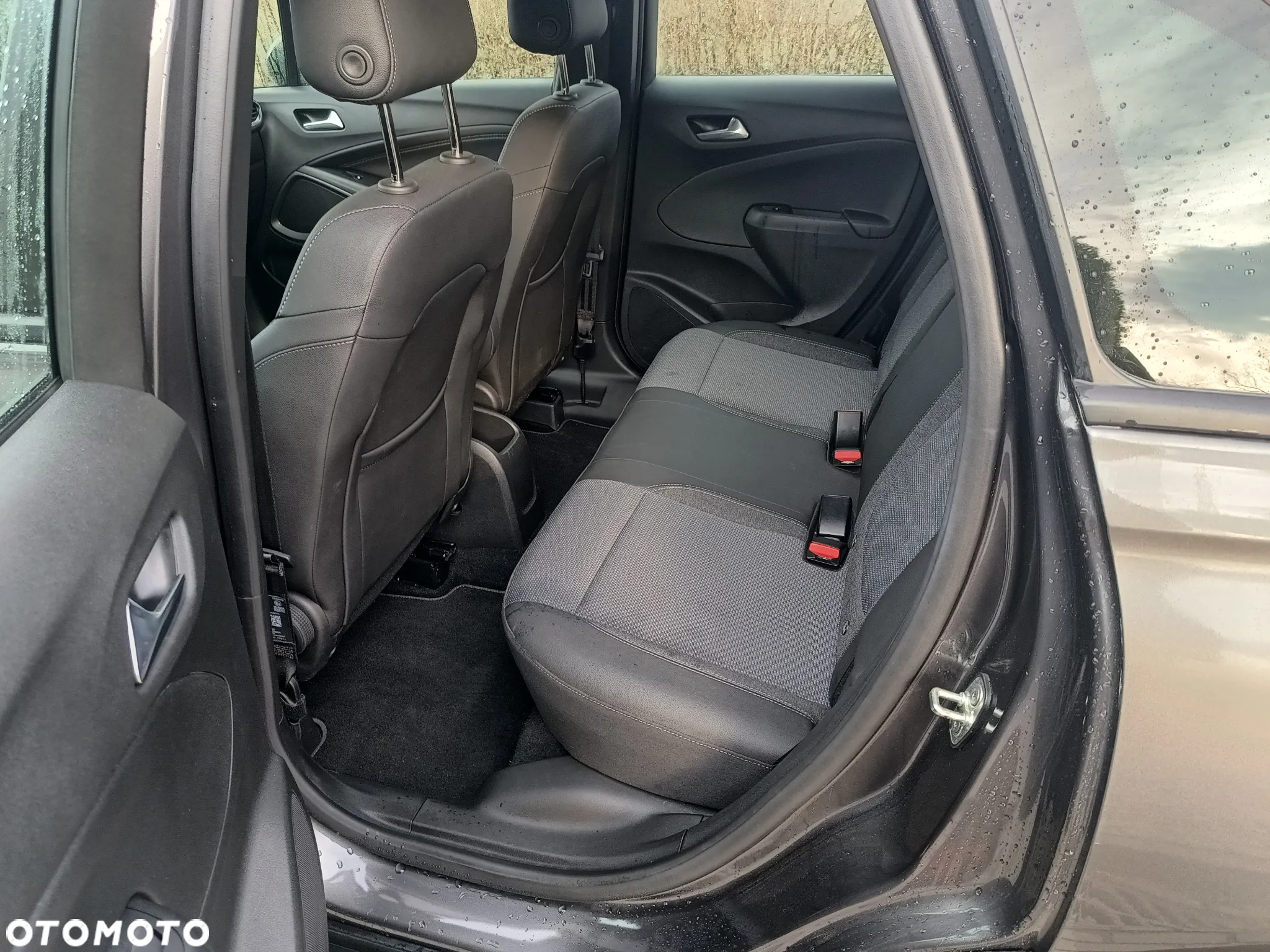 Opel Crossland 1.2 Business Elegance - 18
