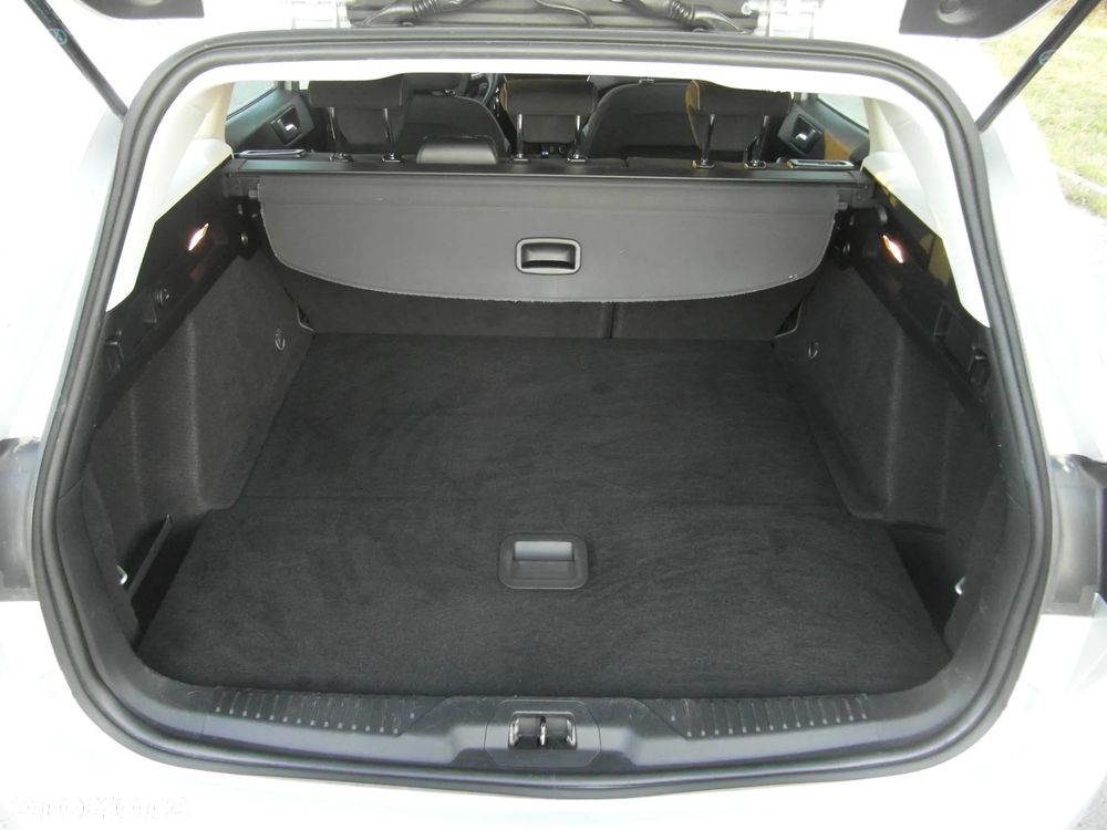 Ford Focus 1.5 EcoBlue Start-Stopp-System COOL&CONNECT - 7