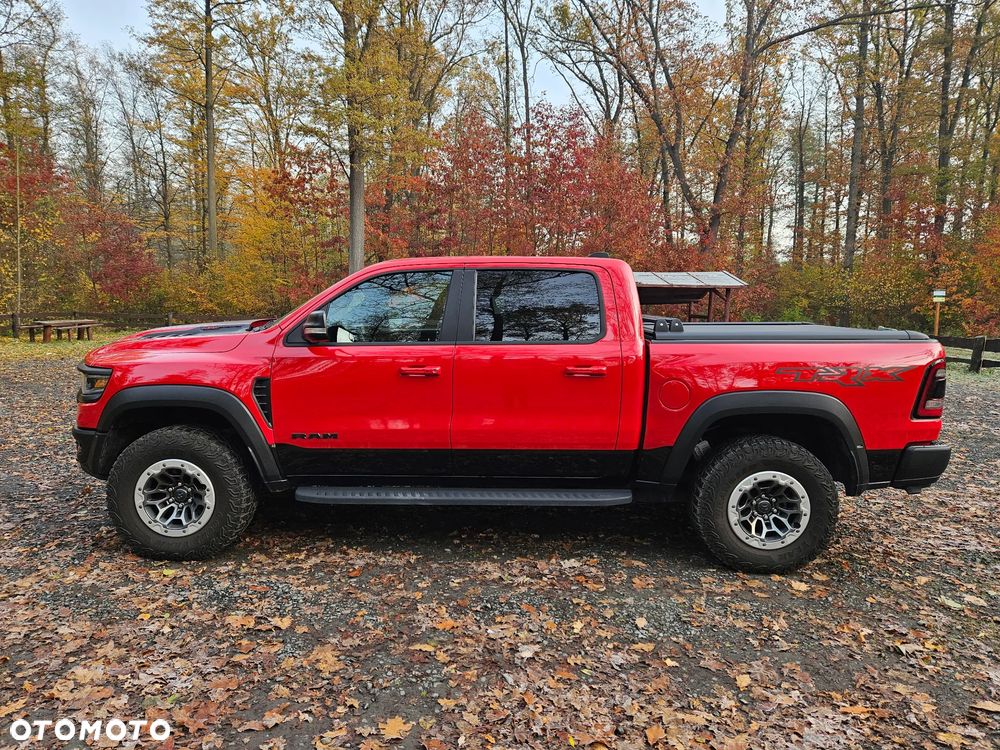 Dodge RAM TRX - 10