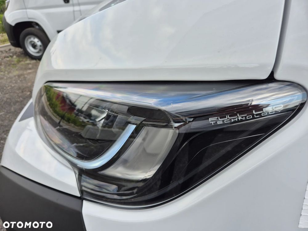 Citroën Jumper Skrzynia 4,2 x 2,2 8palet 2.2 140KM LED/KAMERA !! OD RĘKI !! - 16