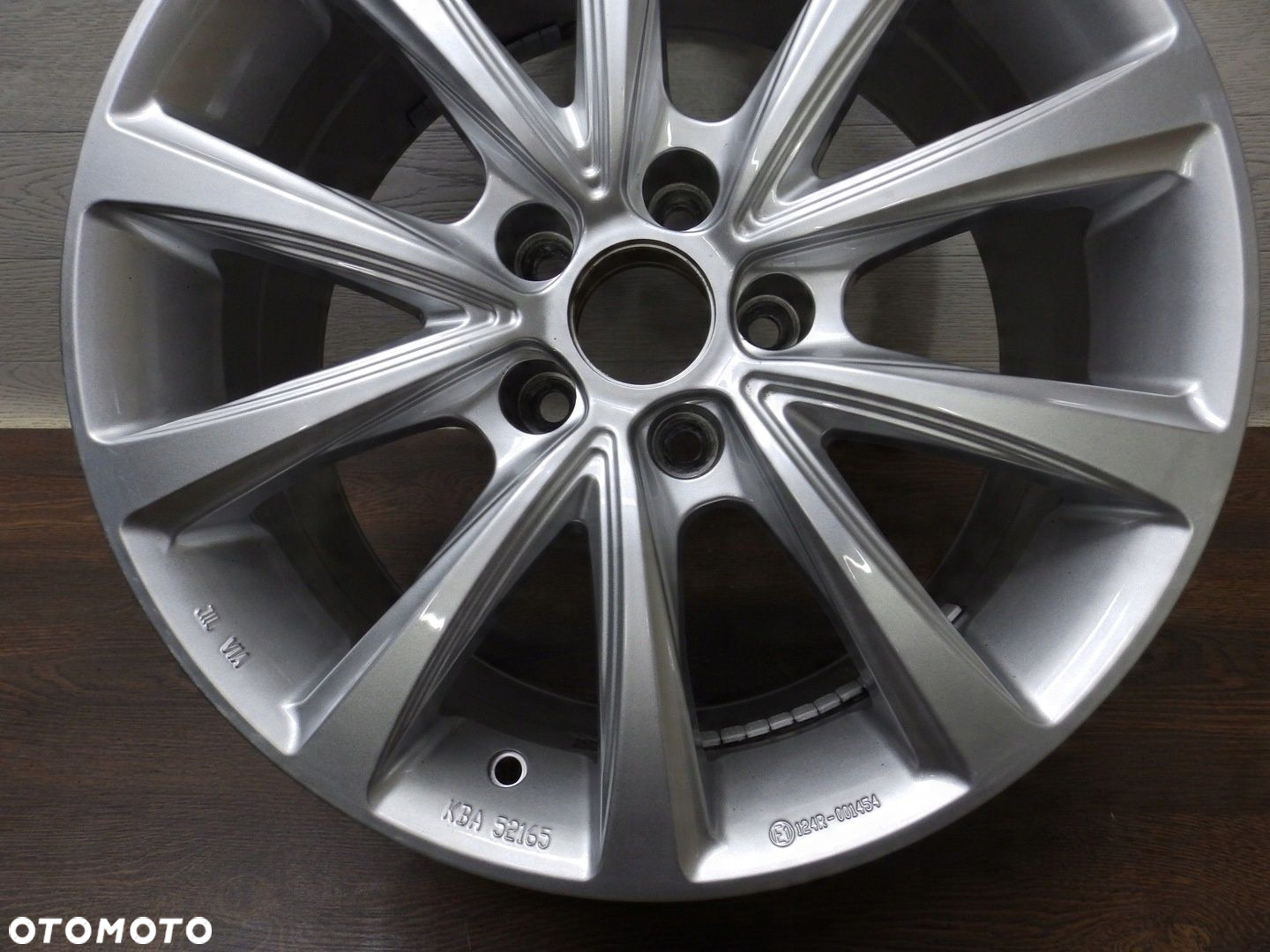 Felga OXXO 7.5Jx17H2 Et29 5x112 - 4