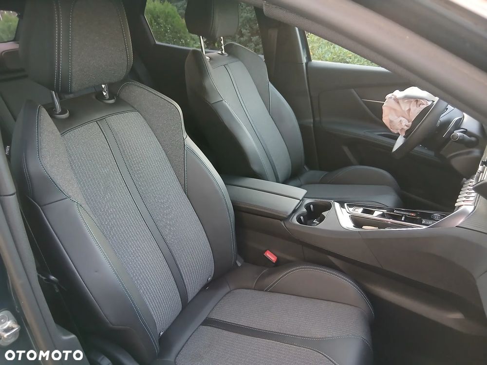 Peugeot 3008 - 10