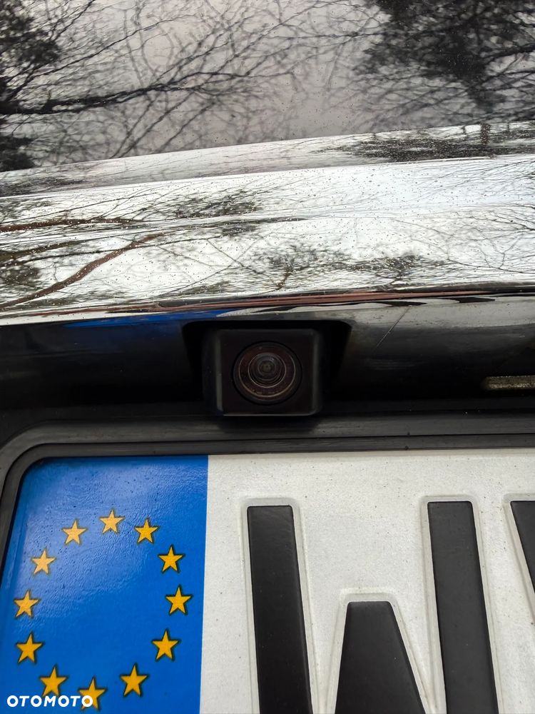 Toyota Avensis 2.2 D-4D Premium - 31