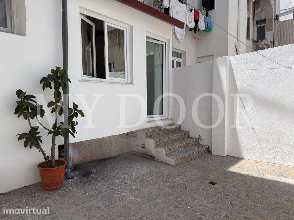 Apartamento - T2 - Moscavide - c/ TERRAÇO - RCH ALTO - Grande imagem: 2/32