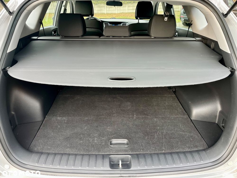 Hyundai Tucson blue 1.7 CRDi 2WD Classic - 12