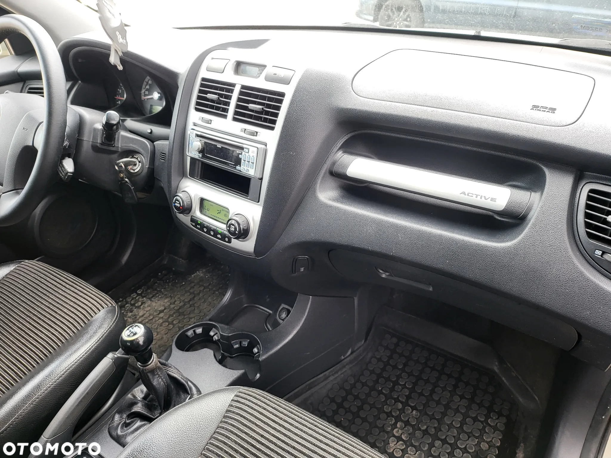 Kia Sportage 2.0 CRDi Freedom - 39
