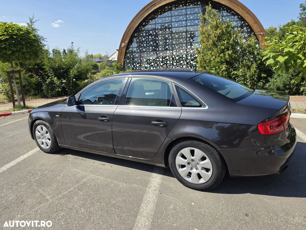 Audi A4 Limuzina - 5