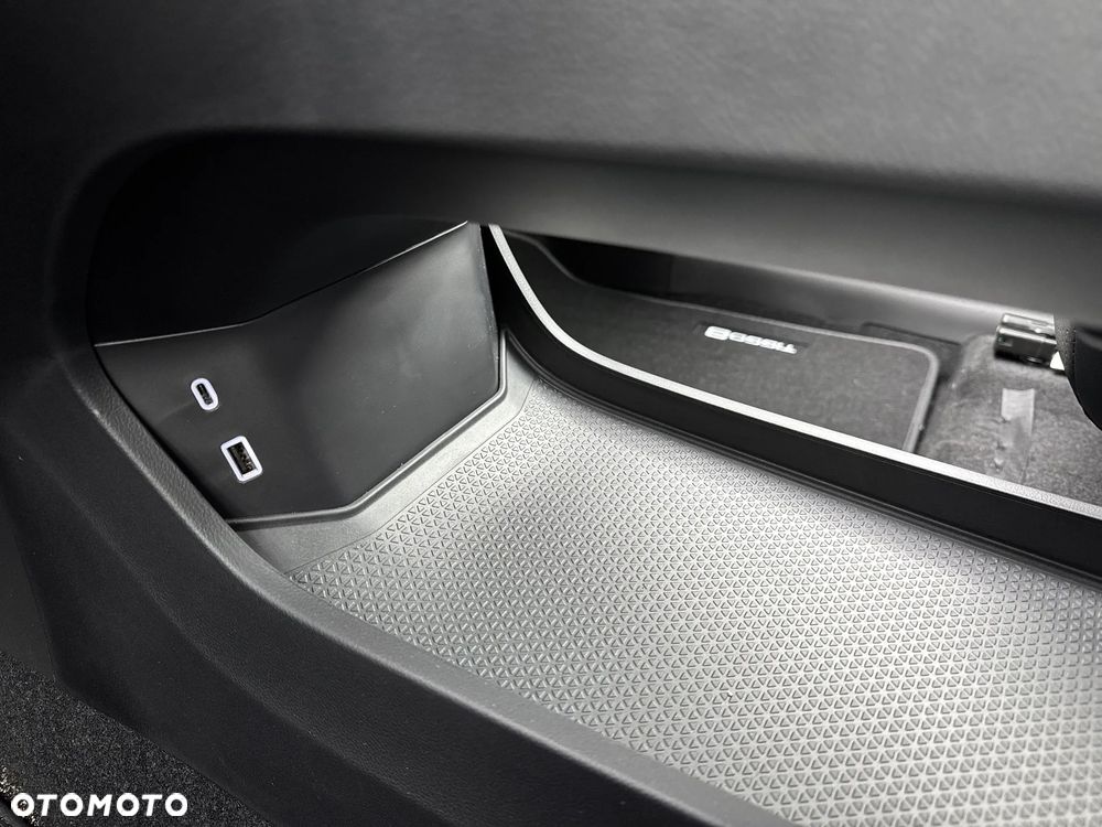 Chery Tiggo 8 1.6 T-GDI Comfort DCT - 24