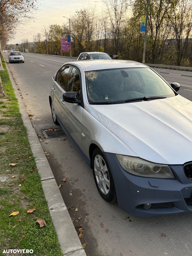 BMW Seria 3 320d - 4