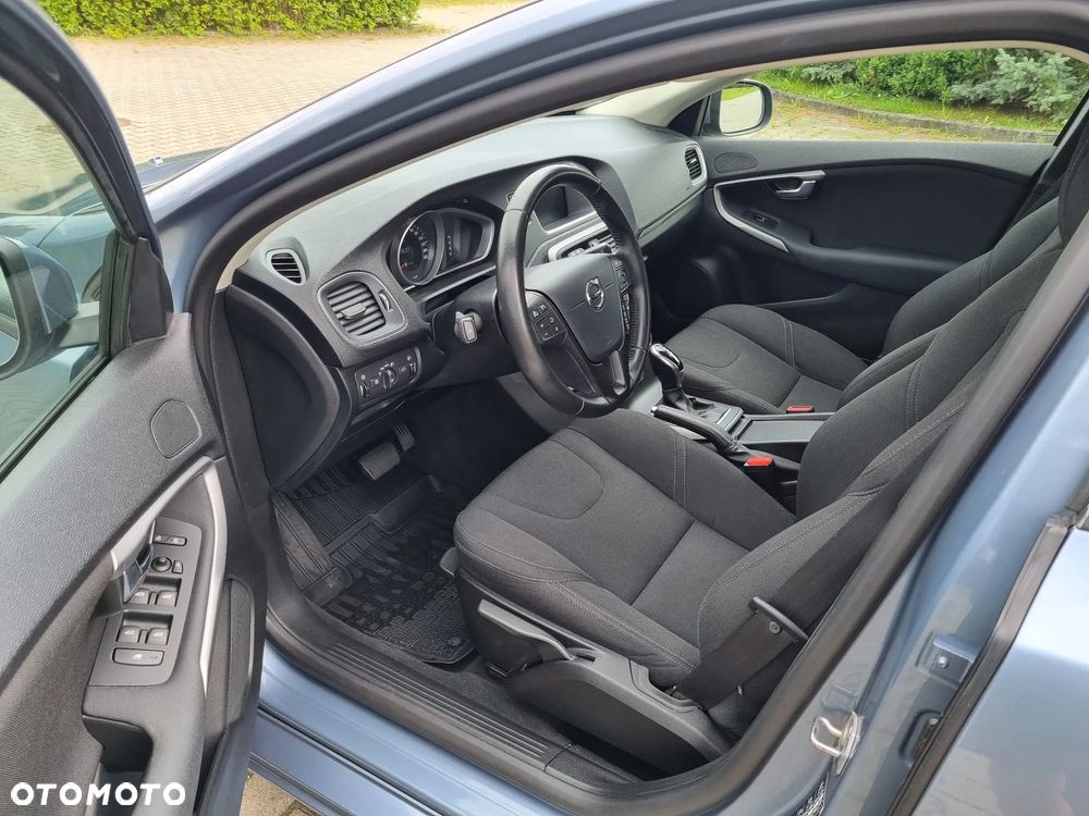 Volvo V40 D2 Geartronic Kinetic - 19