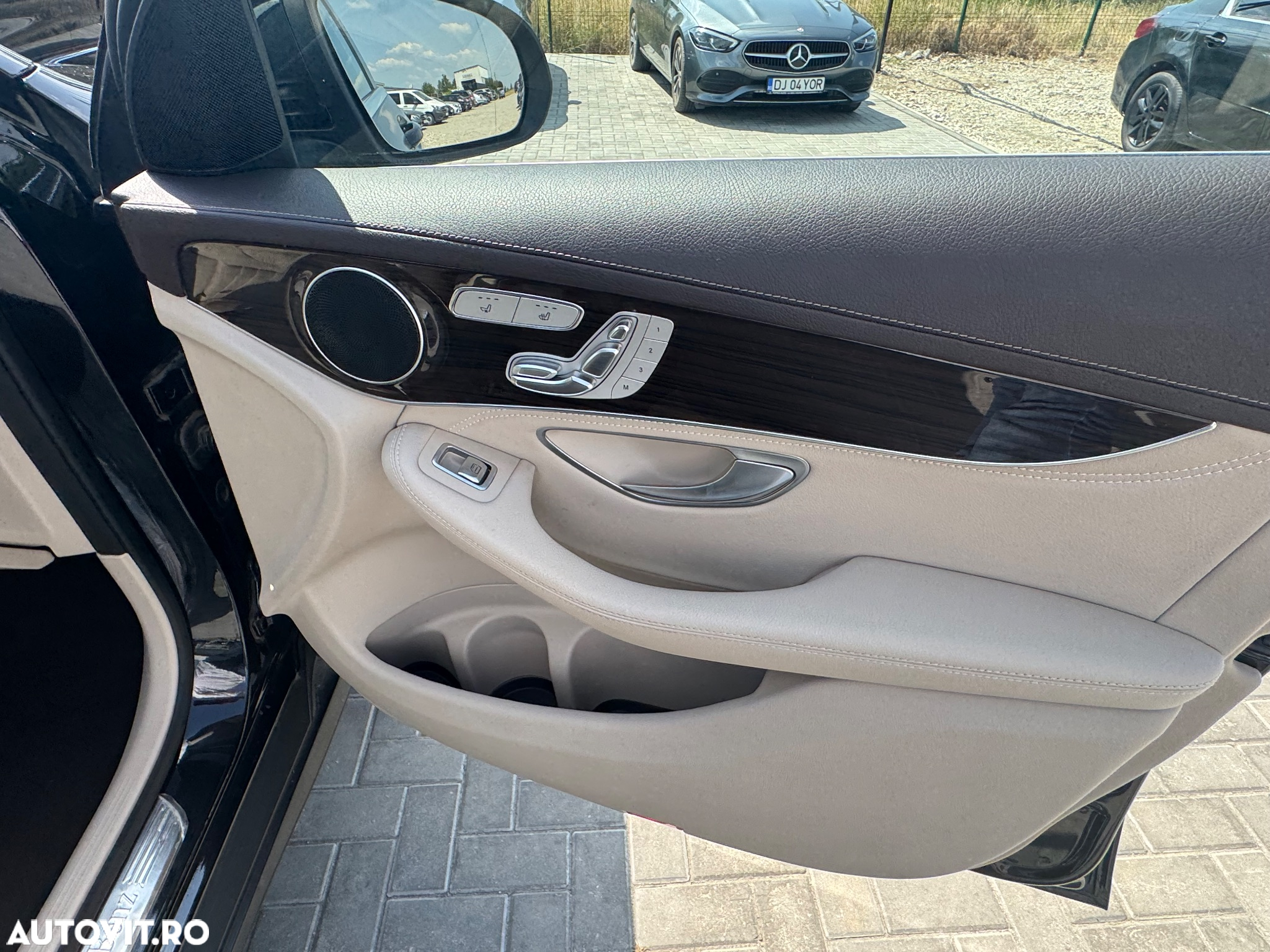 Mercedes-Benz GLC 250 d 4MATIC - 27