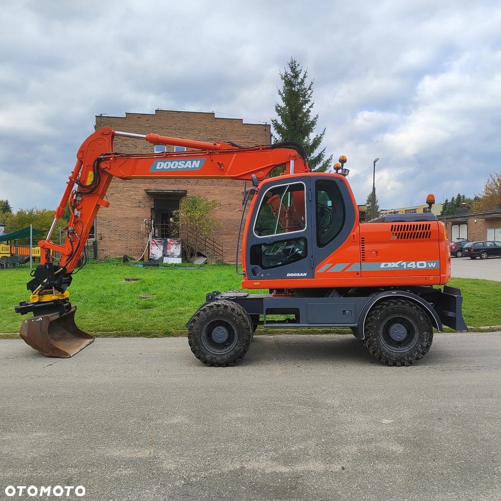 Doosan DX 140 + Akcesoria - 15