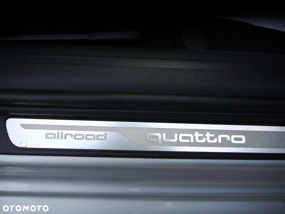 Audi A4 Allroad 2.0 TDI Quattro - 33