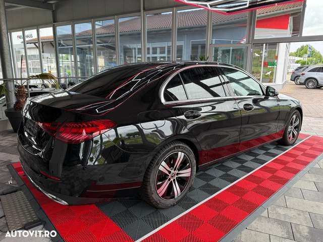 Mercedes-Benz C - 6