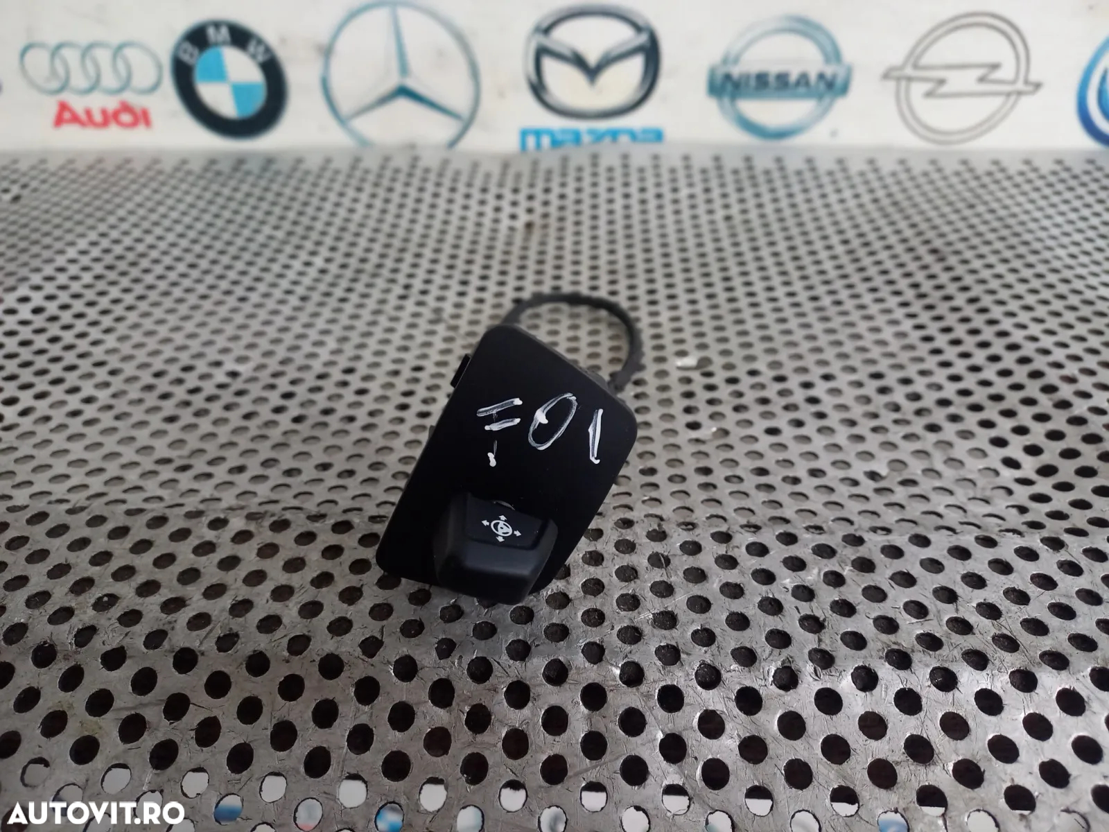 Buton Joystick Reglaj Volan Bmw Seria 7 F01 F02 F03 F04 Volan Stanga Dezmembrez Bmw F01 F02 - 4