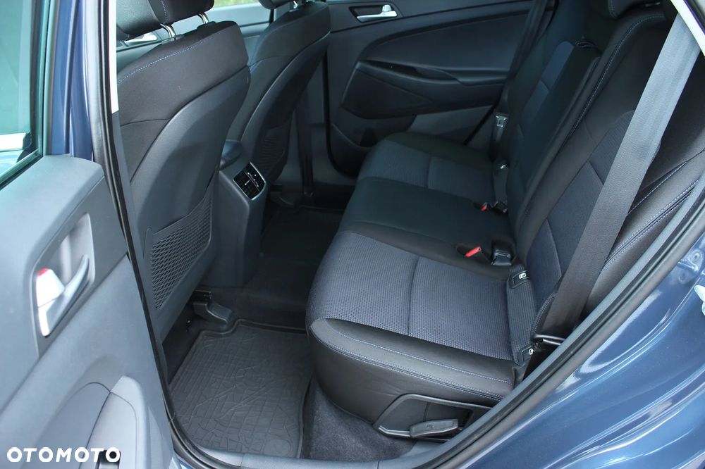 Hyundai Tucson blue 1.7 CRDi 2WD Style - 29