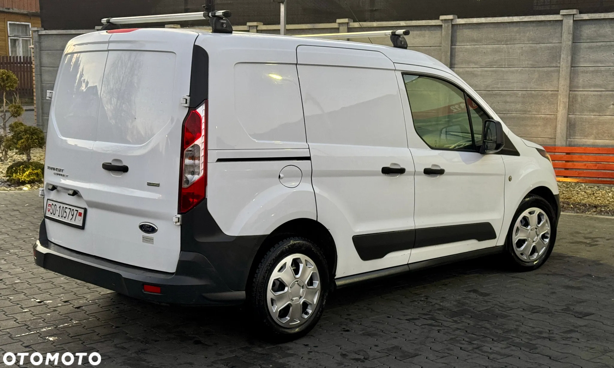 Ford Transit Connect - 16