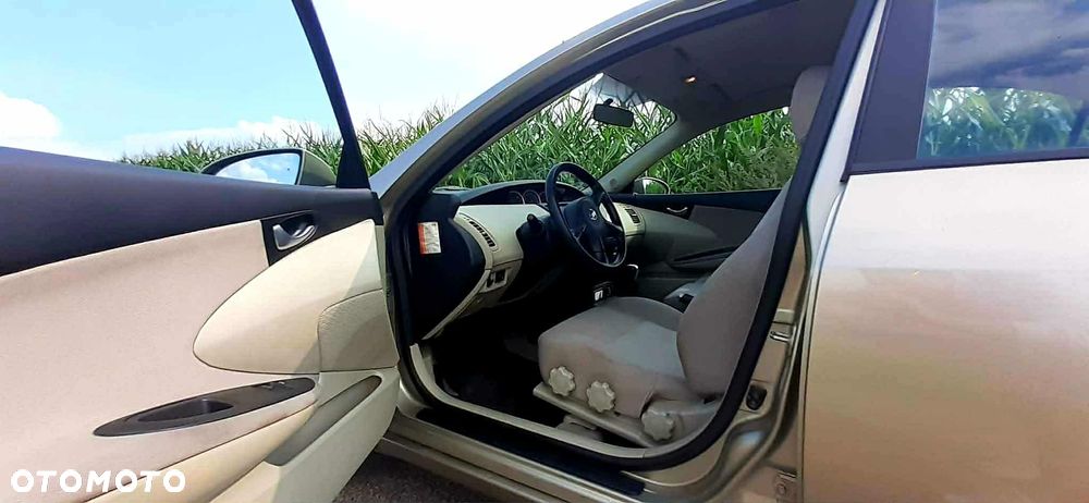 Nissan Primera - 6