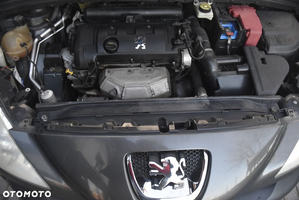 Peugeot 308 1.6 Premium - 11