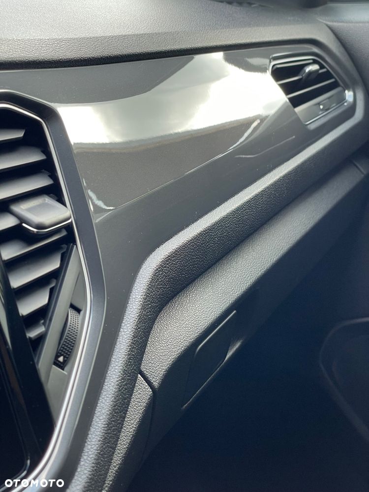 Volkswagen T-Roc 1.5 TSI ACT Premium DSG - 8
