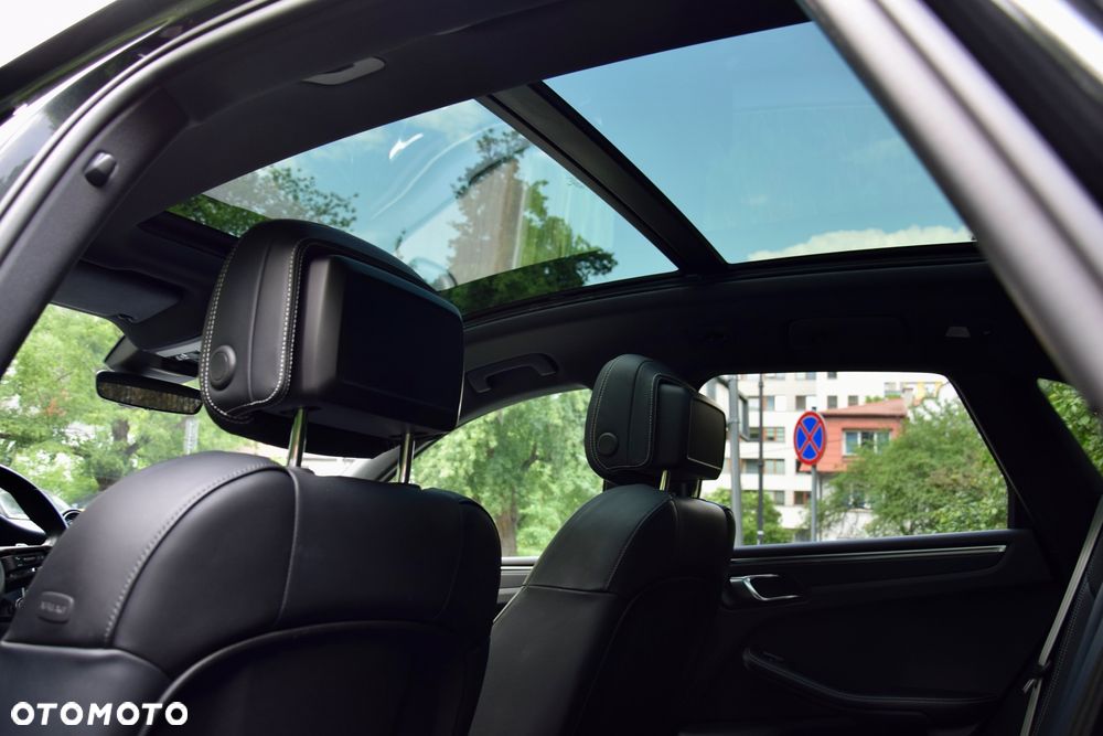 Porsche Macan T - 18