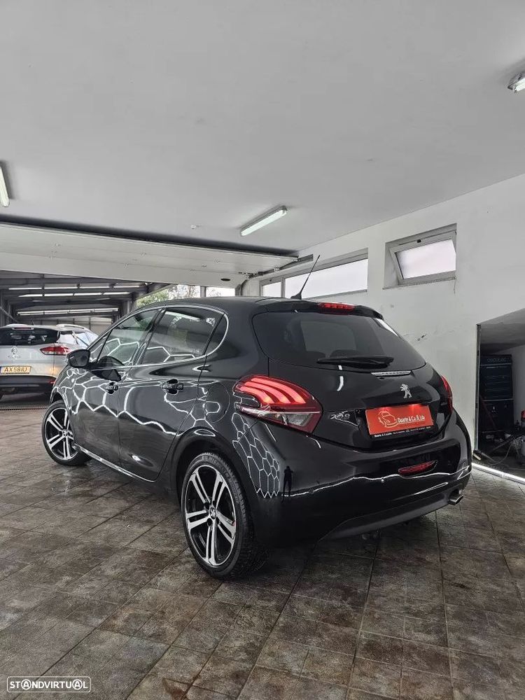 Peugeot 208 1.2 PureTech GT Line EAT6 - 53