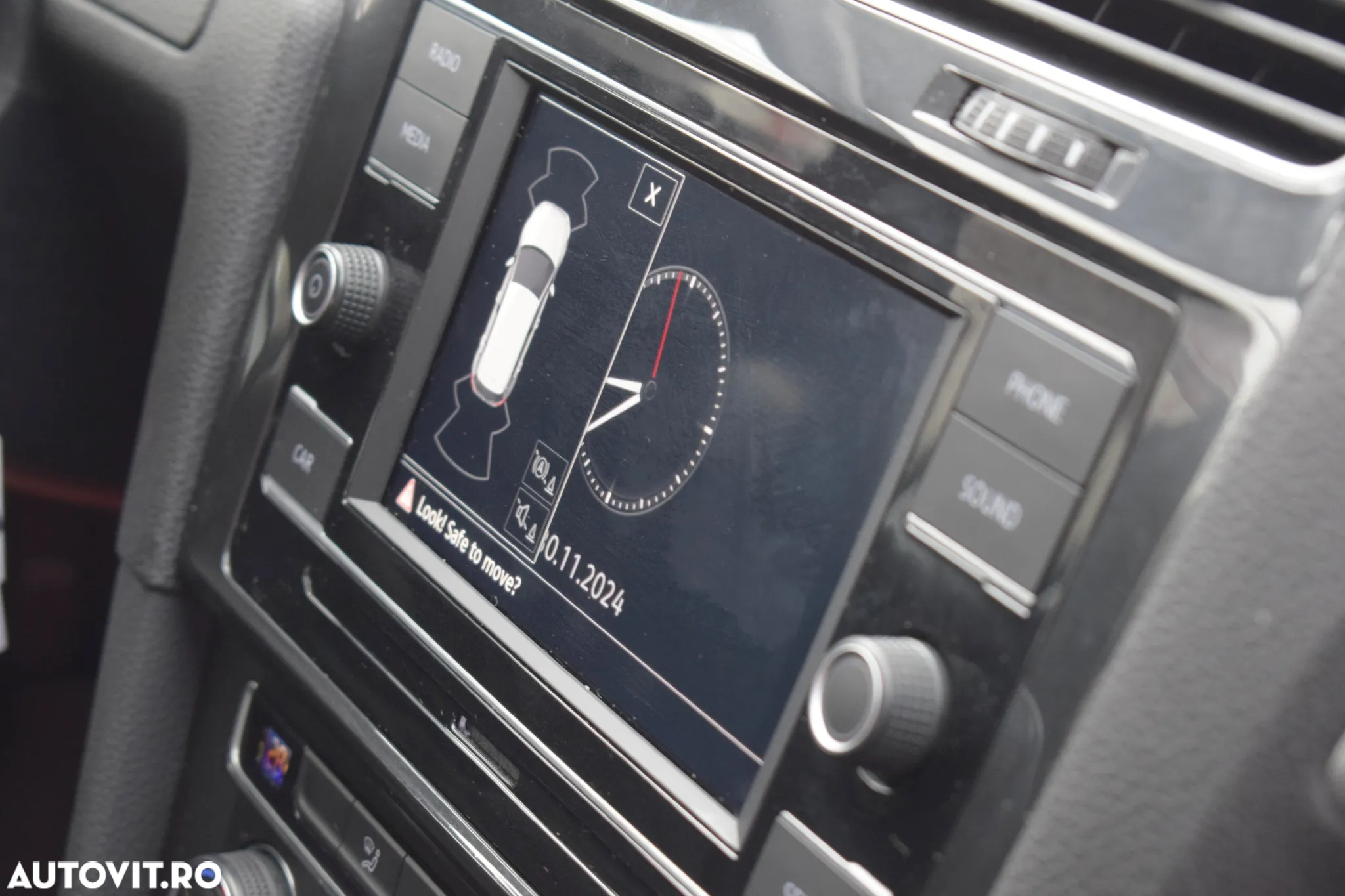 Volkswagen Golf 1.6 TDI Comfortline - 15