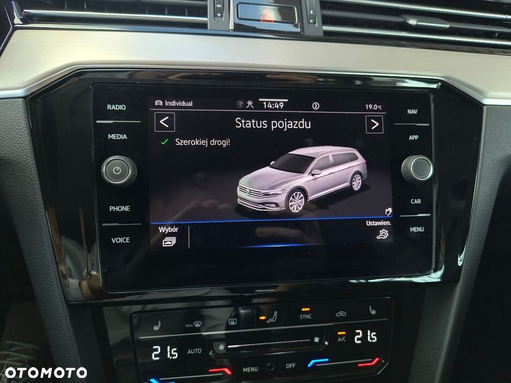 Volkswagen Passat - 34