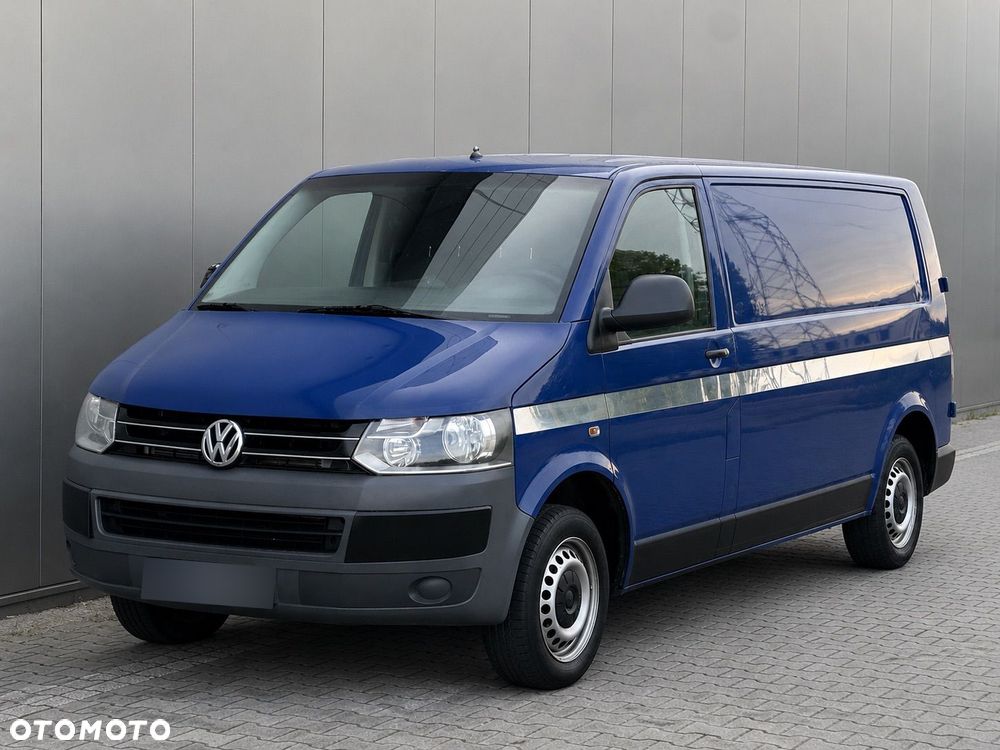 Volkswagen Transporter - 1