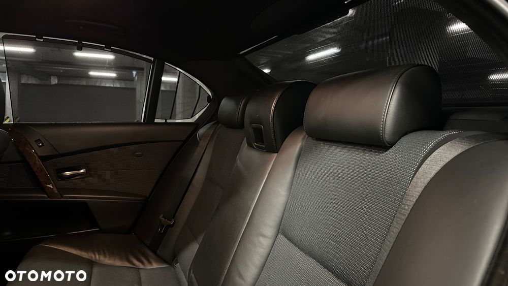 BMW Seria 5 - 25