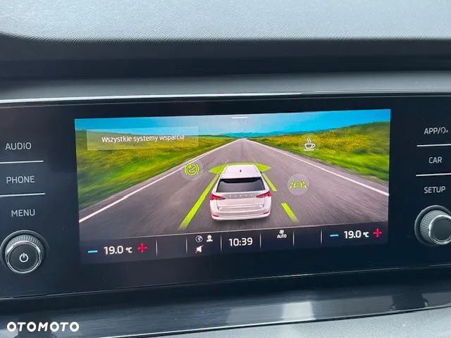 Skoda Octavia 2.0 TDI Ambition DSG - 22