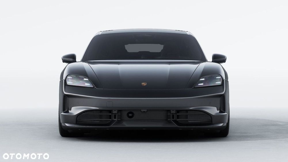Porsche Taycan - 7