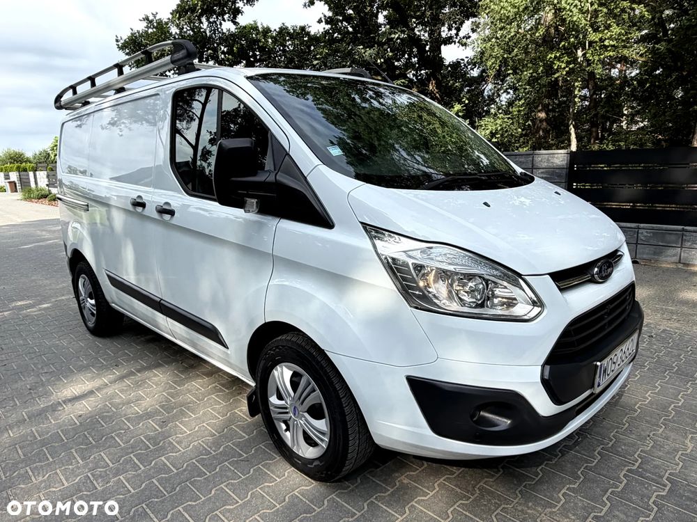 Ford TRANSIT CUSTOM - 18