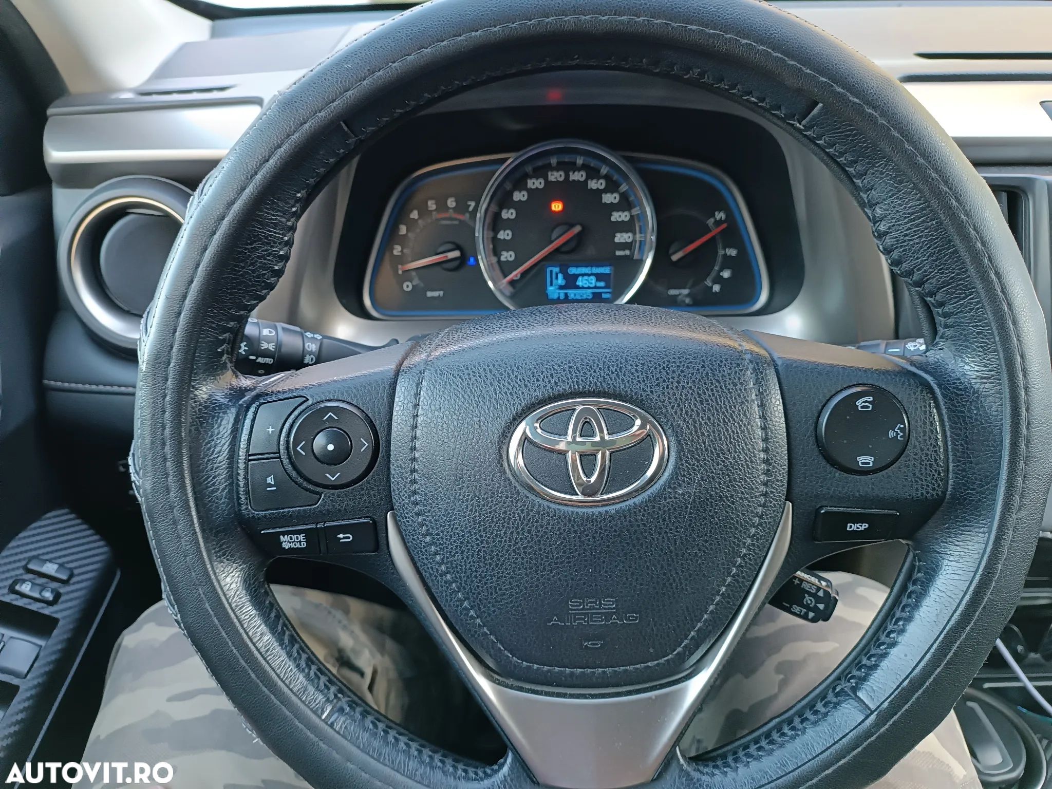 Toyota RAV4 - 1