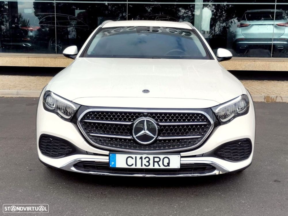 Mercedes-Benz E 300 de 4Matic All-Terrain - 11