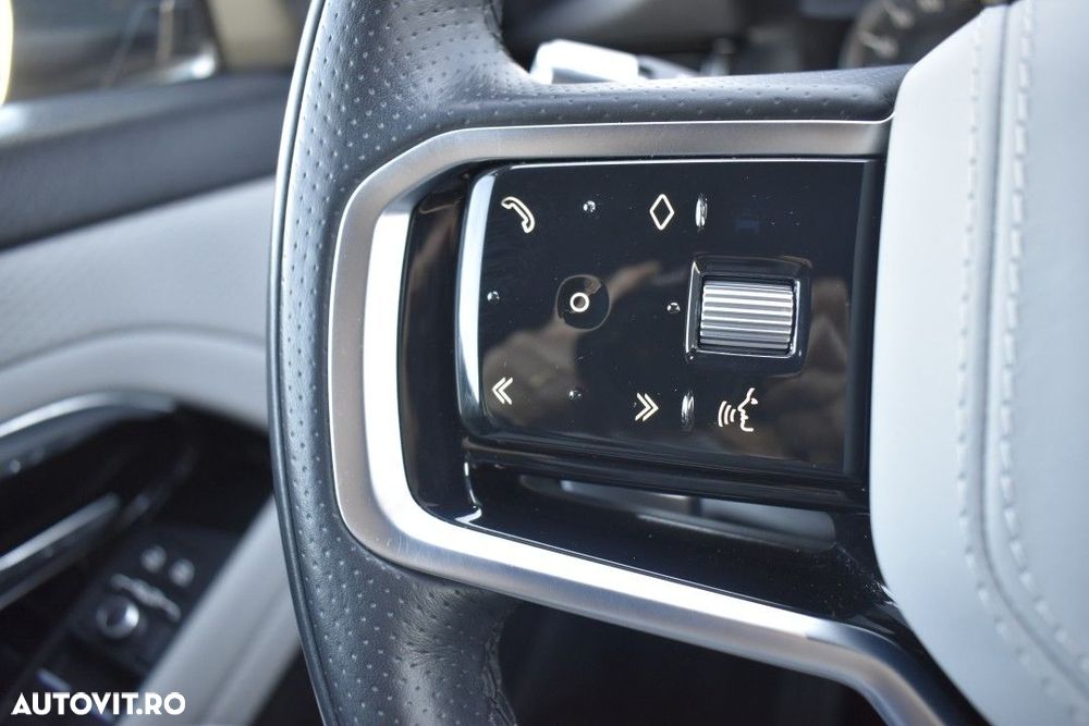 Land Rover Range Rover Evoque - 21
