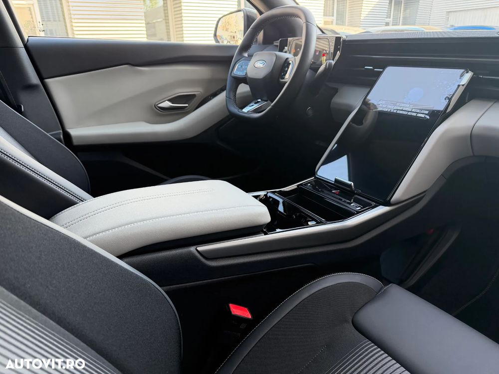 Ford Capri 77 kWh 286 CP RWD Select - 12