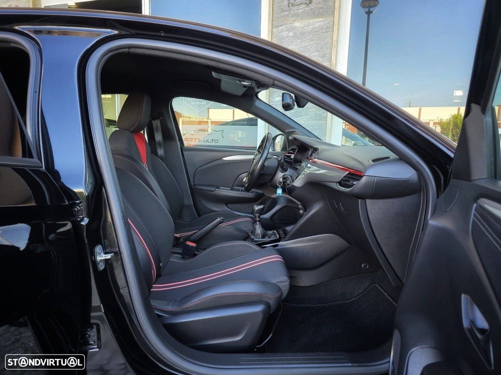 Opel Corsa 1.2 T GS - 24