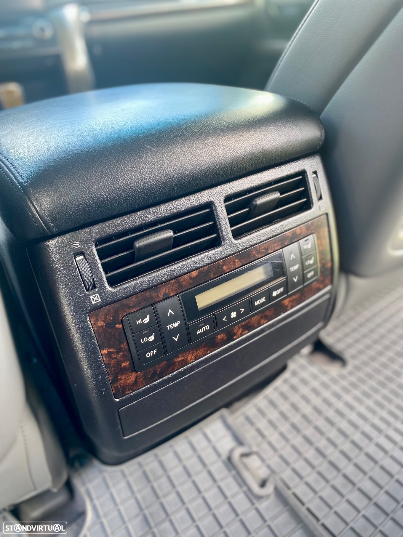 Toyota Land Cruiser 4.5 D-4D V8 - 21